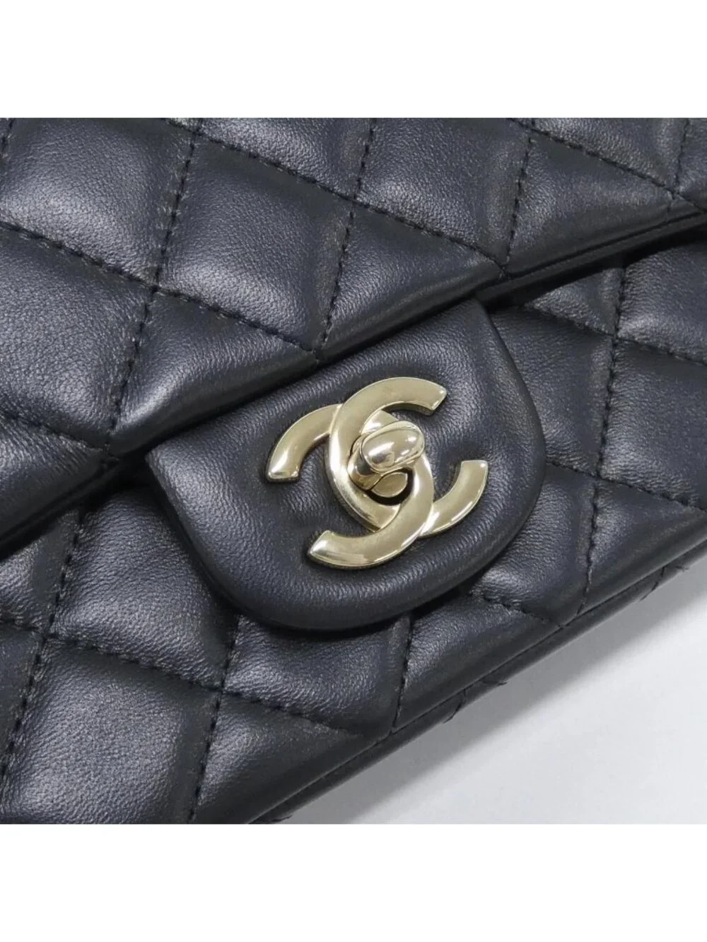 Chanel Shoulder Bag Black